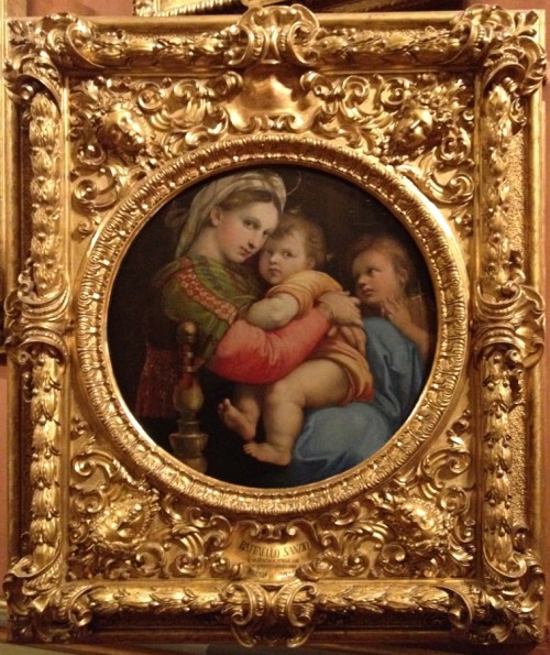 Raphael Madonna della segiola c1513to14 Palazzo Pitti sm