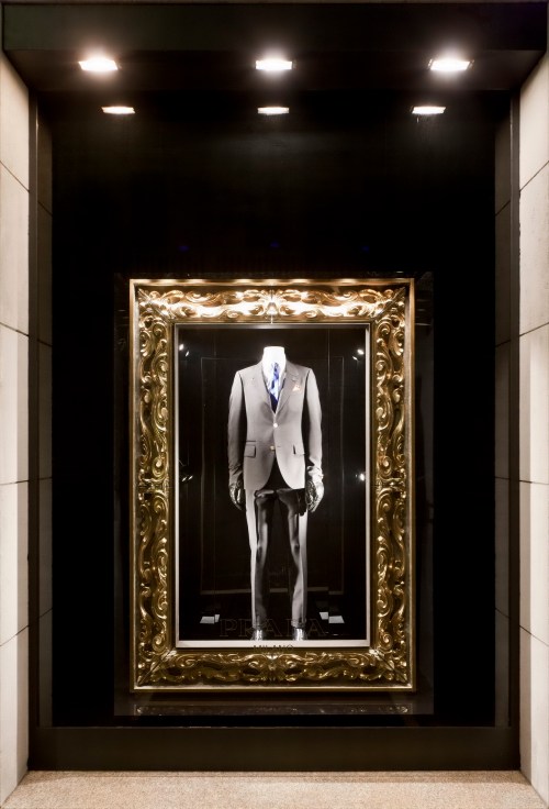 Prada Christmas window display 2010 02