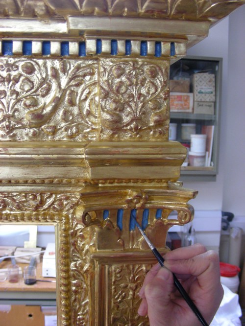 V & A 9 Application of blue sm