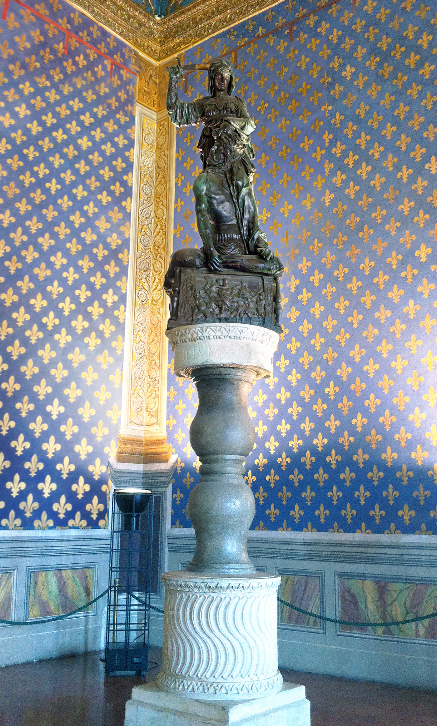 14 Donatello Judith &amp; Holofernes Pal Vecchio